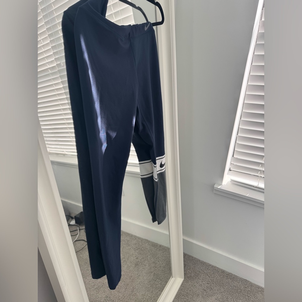 Nike Navy Leggings